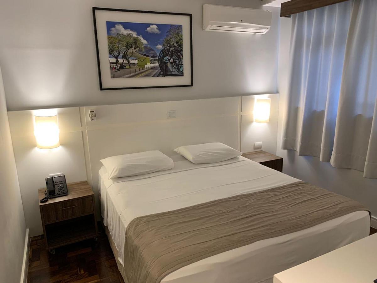Hotel Centro Europeu กูรีตีบา ภายนอก รูปภาพ