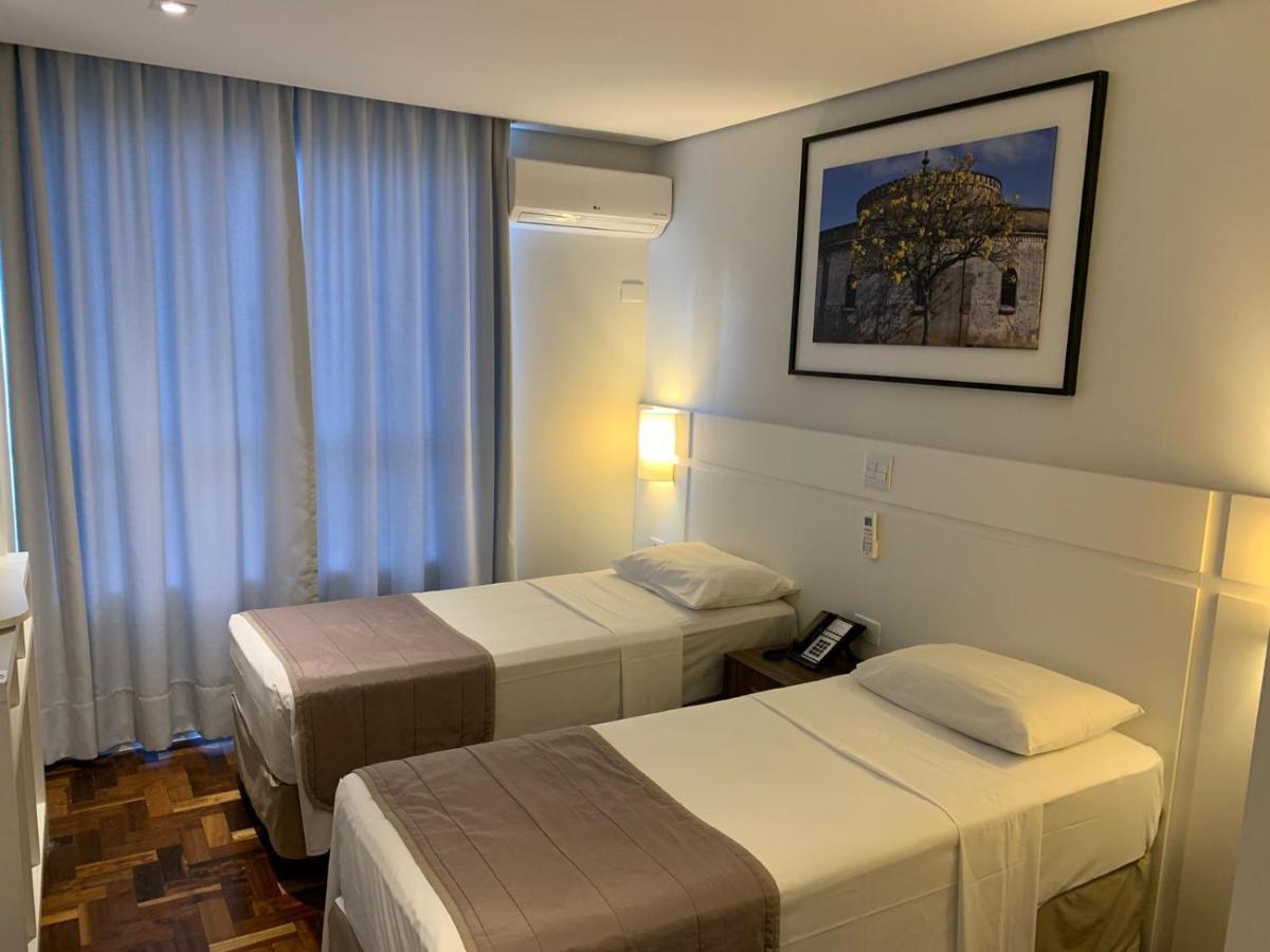 Hotel Centro Europeu กูรีตีบา ภายนอก รูปภาพ