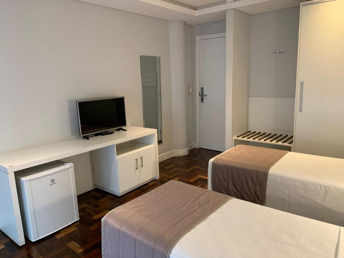 Hotel Centro Europeu กูรีตีบา ภายนอก รูปภาพ