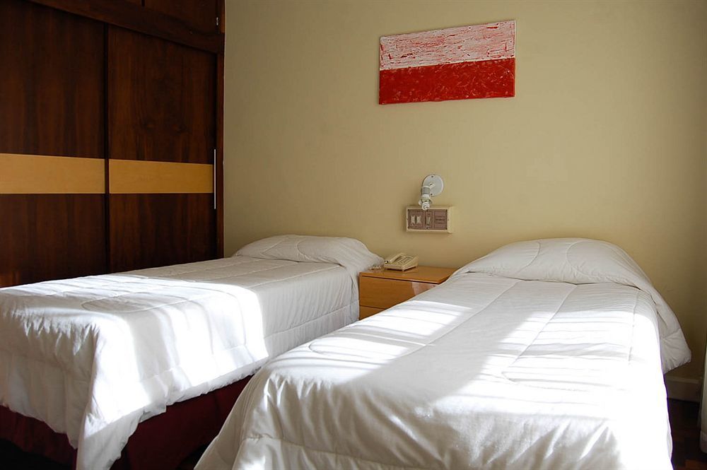 Hotel Centro Europeu กูรีตีบา ภายนอก รูปภาพ