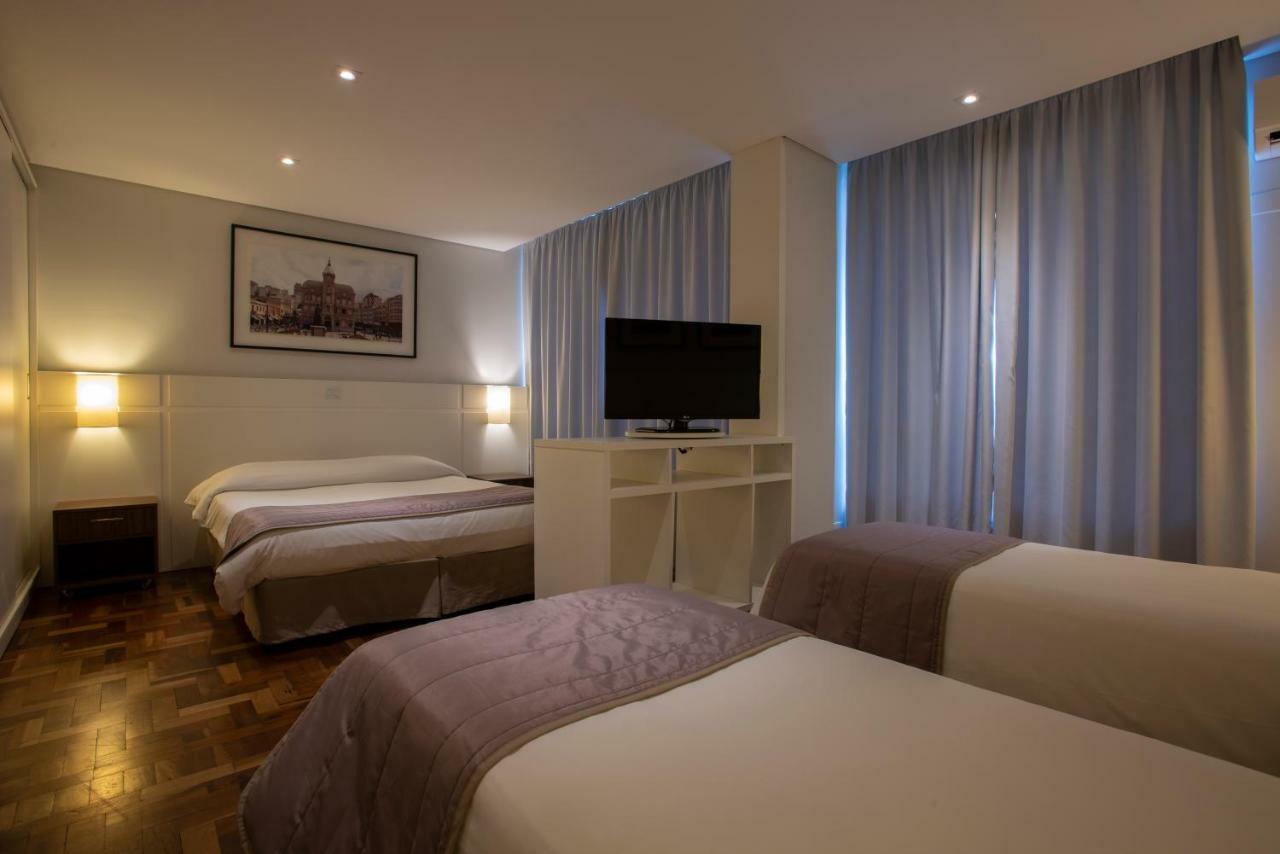 Hotel Centro Europeu กูรีตีบา ภายนอก รูปภาพ