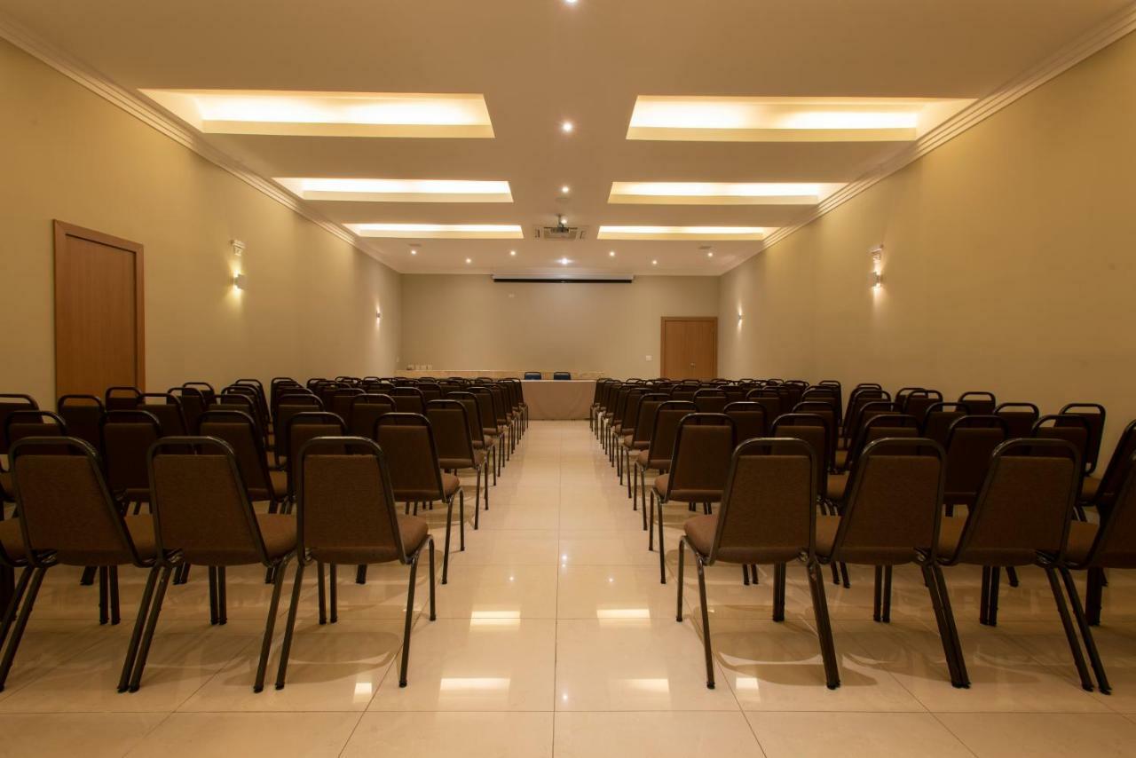 Hotel Centro Europeu กูรีตีบา ภายนอก รูปภาพ